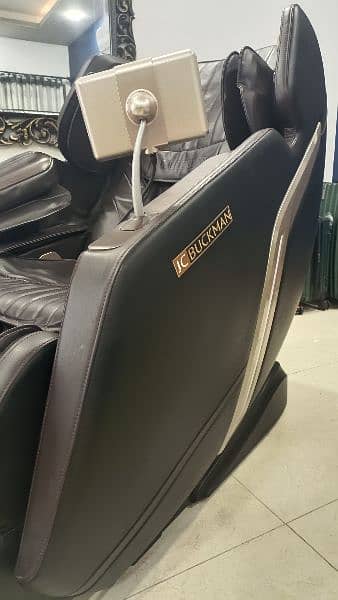 JC BUCKMAN MASSAGE CHAIR 2