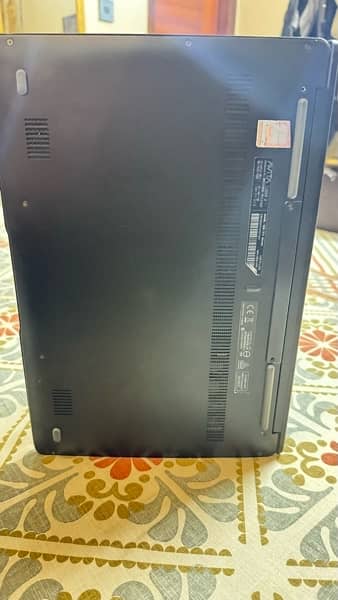 Avita liber v14 FHD 8 gb ram 512 ssd matte black beast system 8