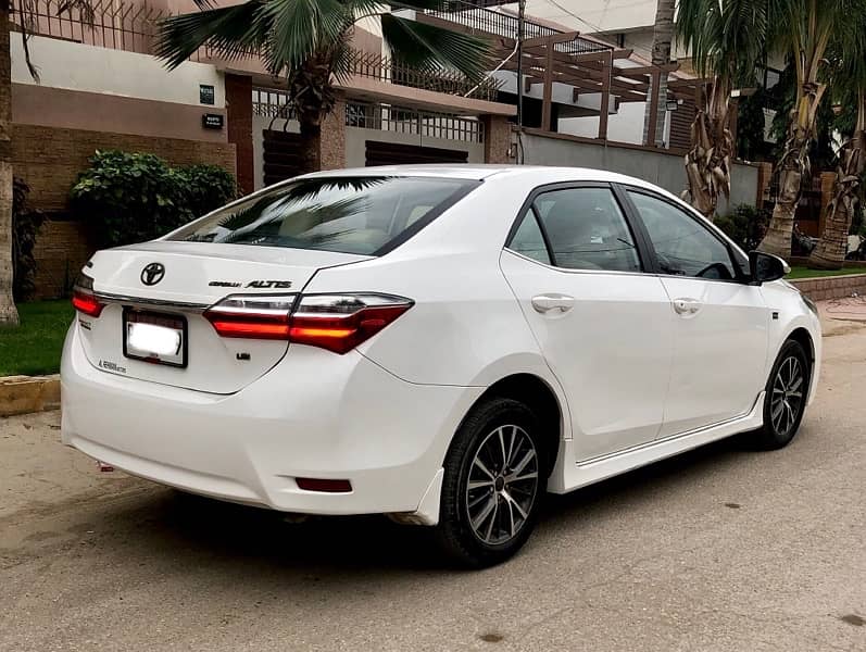 Toyota Corolla Altis 2020 5