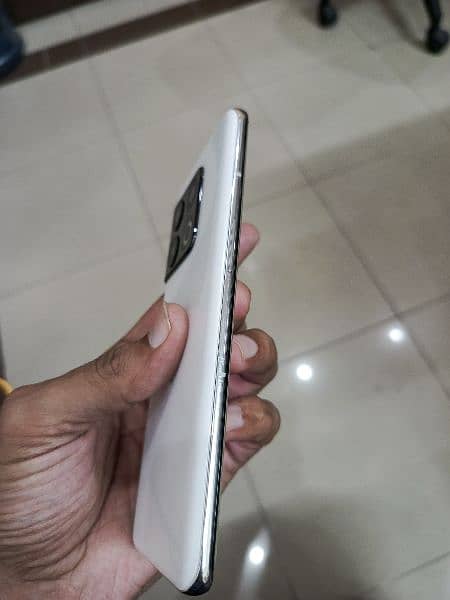 Oneplus 10 pro 512GB Panda Edition 1