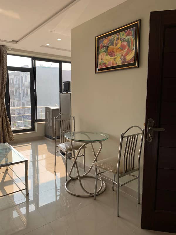 One Bed Furnished Brand New Apartment For Rent In Bahria Town, Lahore. 5