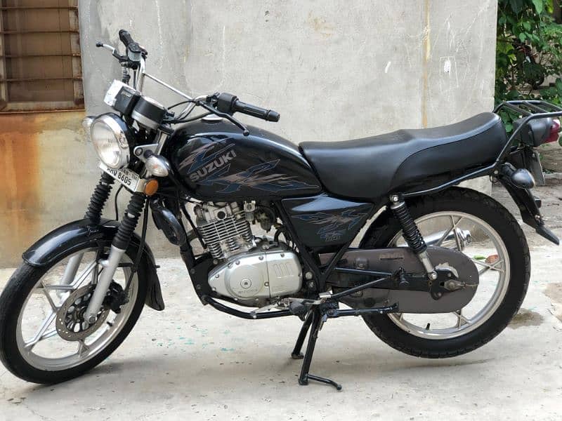 Suzuki GS150 SE 0