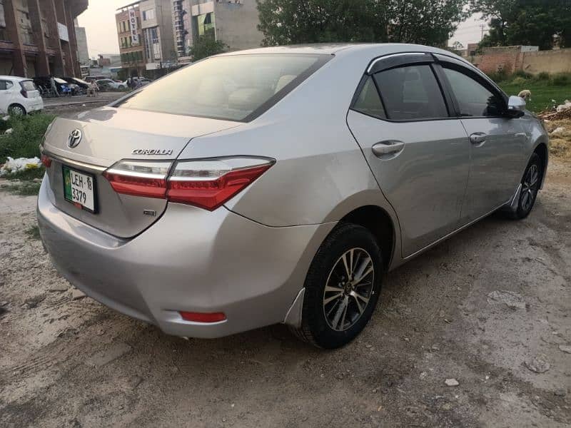 Toyota Corolla GLI 2018 17