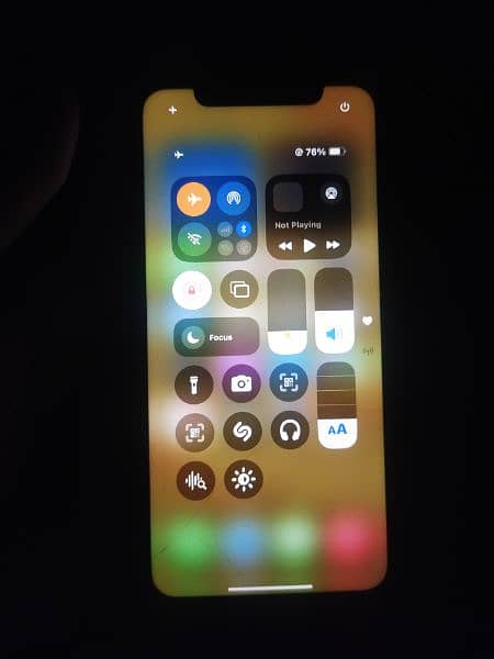 iphone XR 10/10 Condition. 94% Health 0