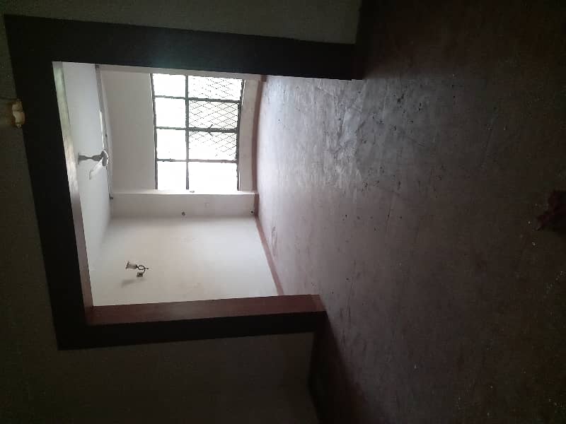 One Kanal Double Story House For Rent 18