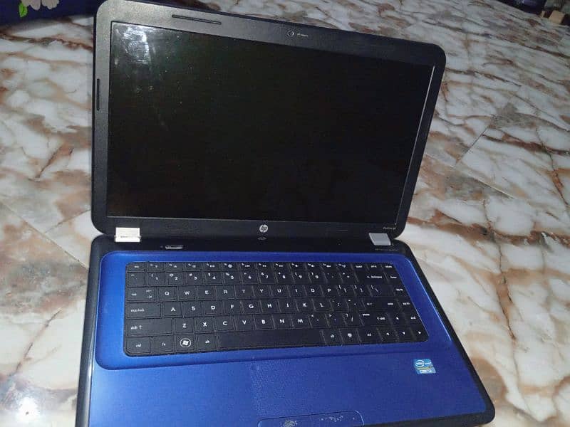 laptop HP pavilion g series 6 core i3 2nd generation 1