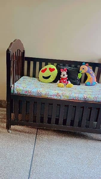 wooden baby cot  (black tali) 5