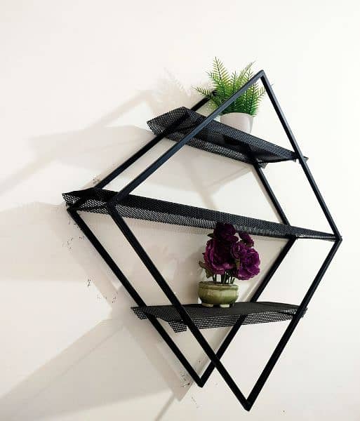 DIAMOND SHAPE WALL RACK 1