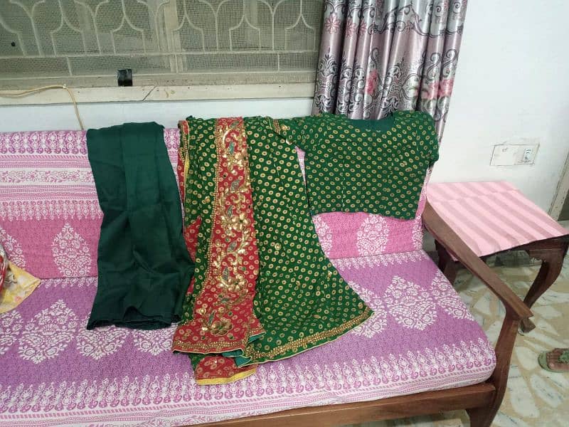 3 Saree and 1 Maxi 16