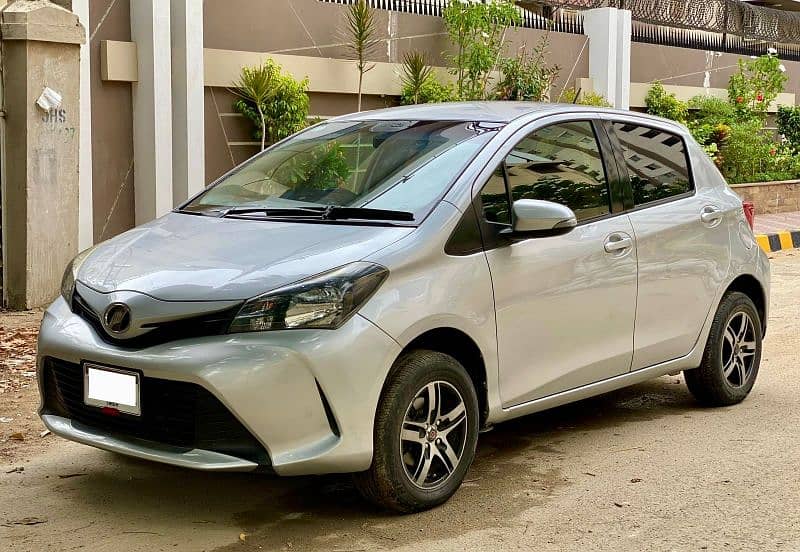 Toyota Vitz 2014 1