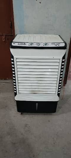 Dc air cooler