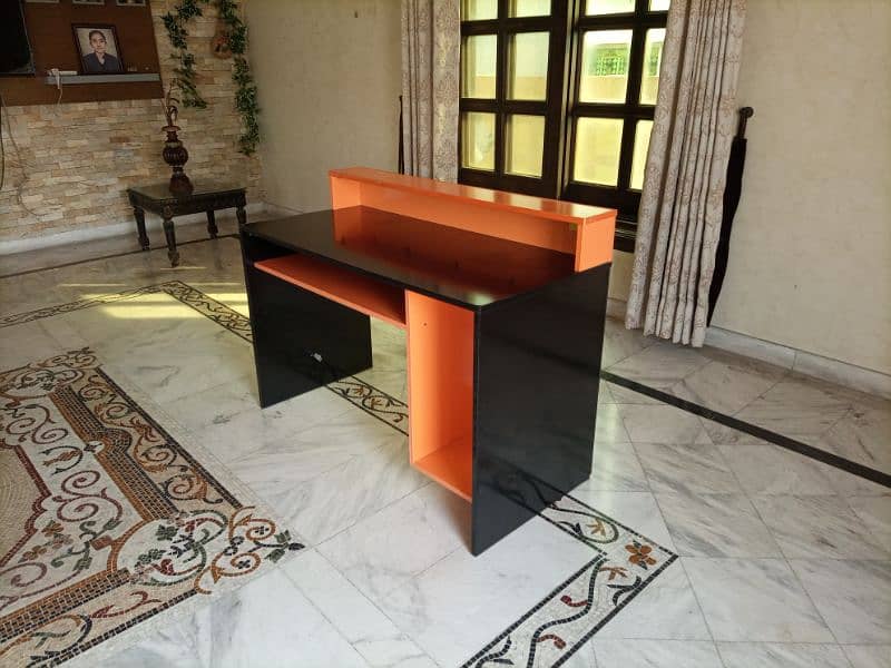 comuter and study table for sale 1