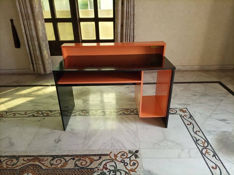 comuter and study table for sale 2