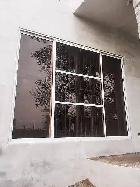 aluminium window/upvc door/glass work/partition/upvc window/cabine 18