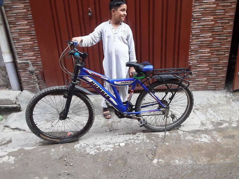 Zhang nhi lag gear wali cycle hai 0