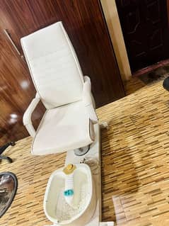 mani pedi chair