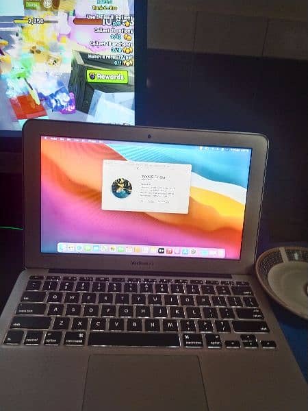 MacBook macOs Big sur 10/10 condition 7