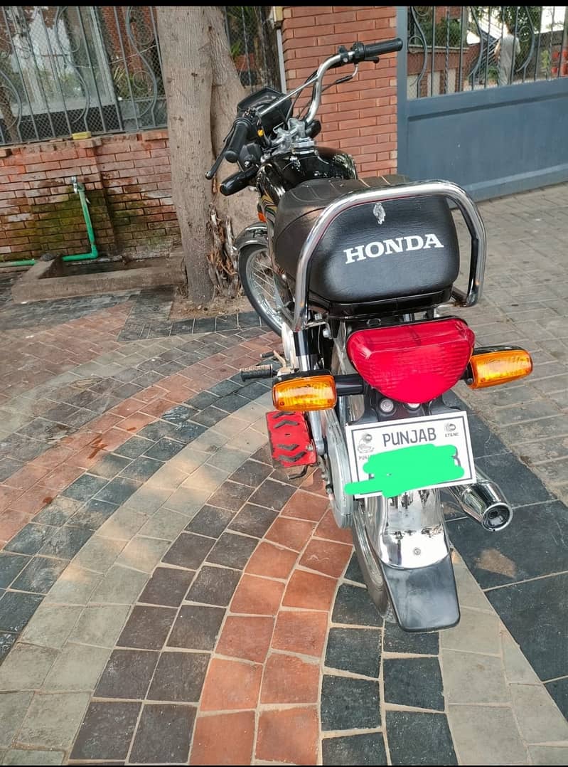 Honda CD 70 2023 1