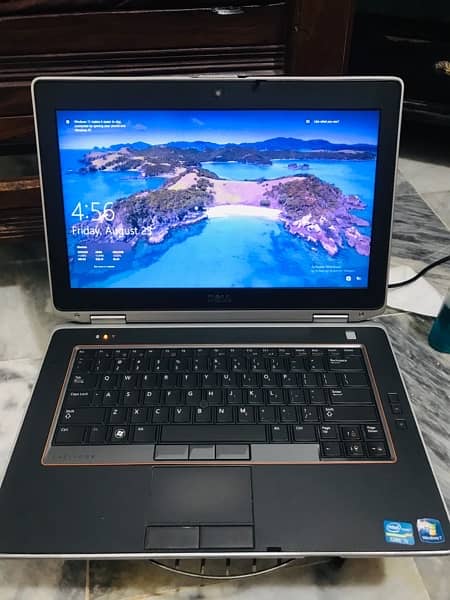 Dell Latitude E6420 (Core i 5) 1