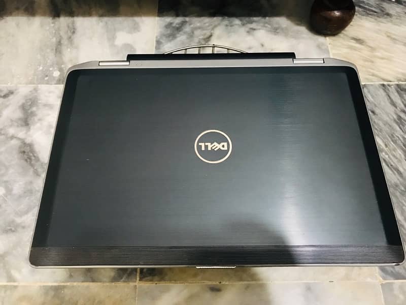 Dell Latitude E6420 (Core i 5) 2