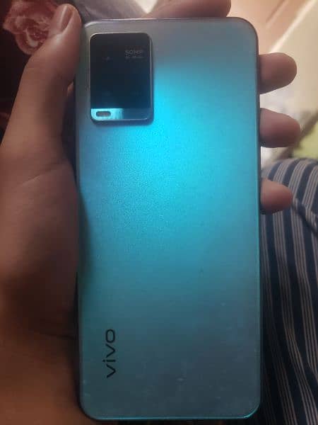 Vivo Y33s 8+4 128 with box and orignal charger 6