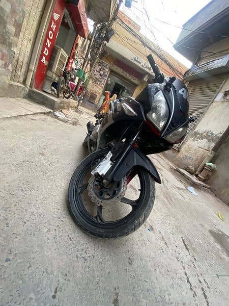 Company:  power
200 cc
Complete documents 
Self start 5