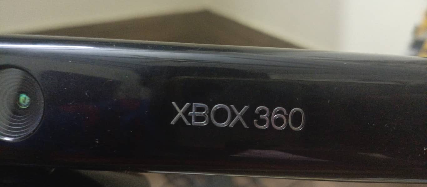 xbox 360 Kinect sensor with 6 games 1