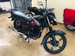 SUZUKI GR150 BLACK