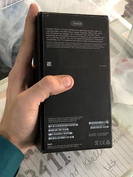 iPhone 11 Pro Max 256G 7