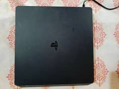 PS4 Slim