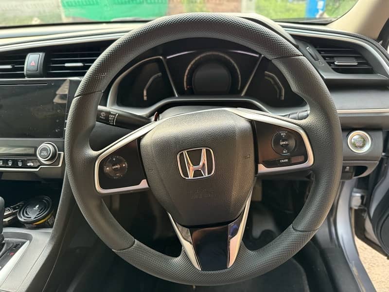 Honda Civic Oriel 2017 5