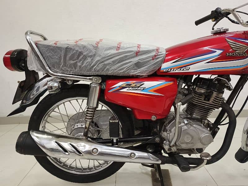 HONDA CG-125 MODEL 2016 4