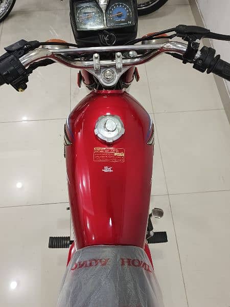 HONDA CG-125 MODEL 2016 6