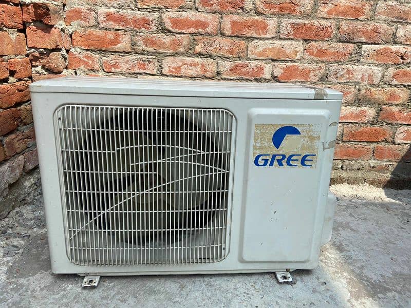 1 ton ac gree my WhatsApp no 03274883323 1