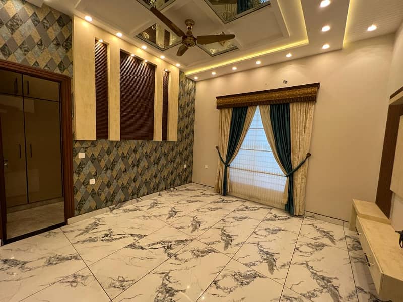 10 Marla House For Rent In Citi Housing Sialkot B Block 15