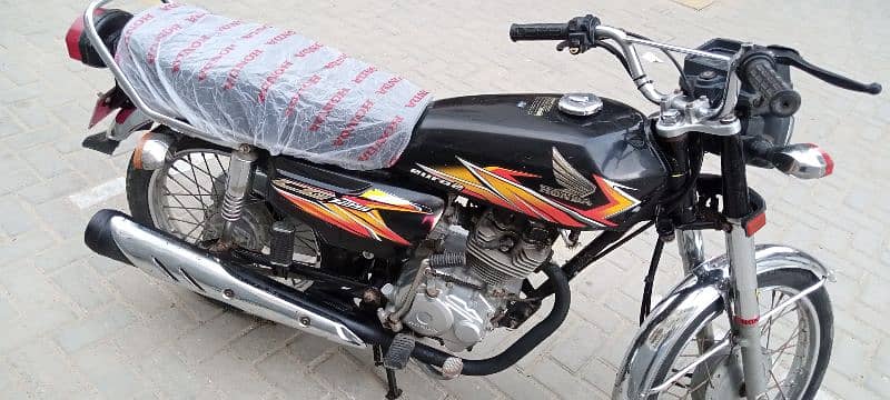 Honda 125 Larkana Number 2020 6