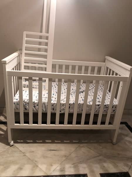 selling a kids bed 2