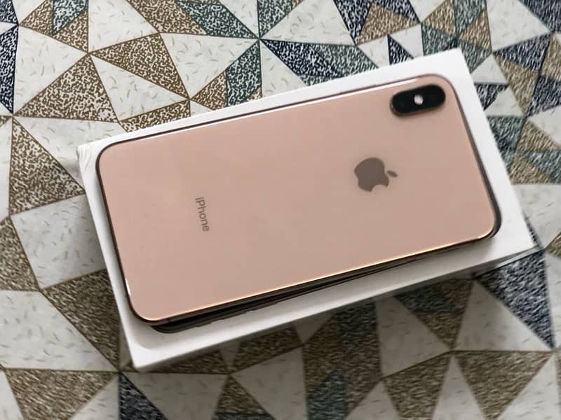 Iphone Xs Max Non PTA with Box Gold Color 256 GB 2