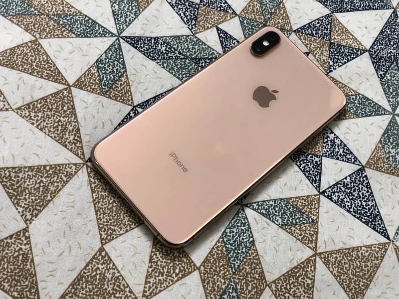 Iphone Xs Max Non PTA with Box Gold Color 256 GB 3