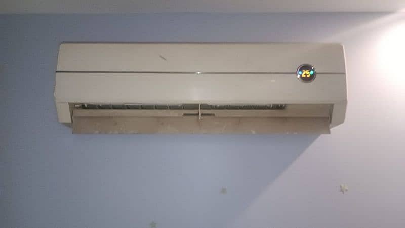 GREE AIR CONDITIONER 0