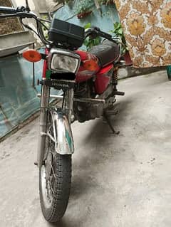 honda 125 model 2012  for sale in a reasonable price