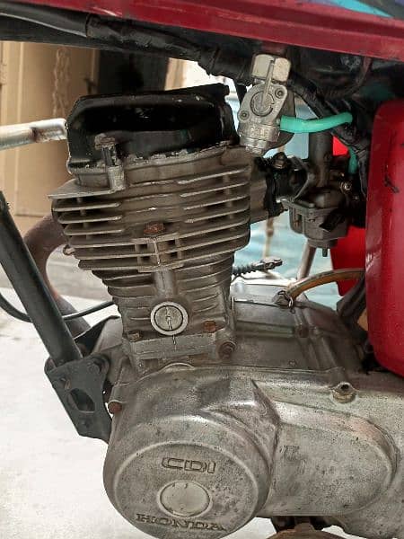 honda 125 model 2012  for sale in a reasonable price 7