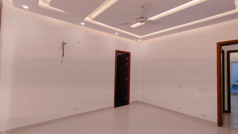 1 Kanal Brand New Upper Portion For Rent In DHA Phase 3 12