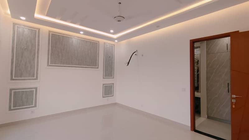 1 Kanal Brand New Upper Portion For Rent In DHA Phase 3 20