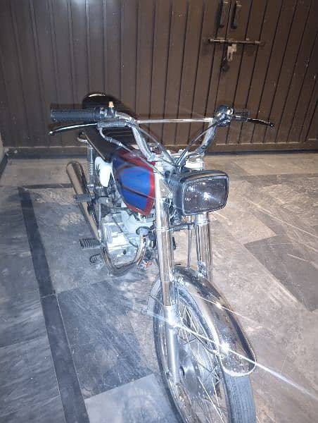 Honda 125 4