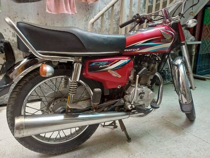 Honda 125. . . 2015 1