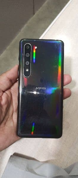 Aquos r5 5g 2