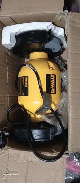 DeWalt beach grander brand new 0