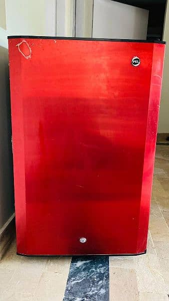 PEL ROOM REFRIGERATOR JUST LIKE NEW SLIGHTLY USED 1