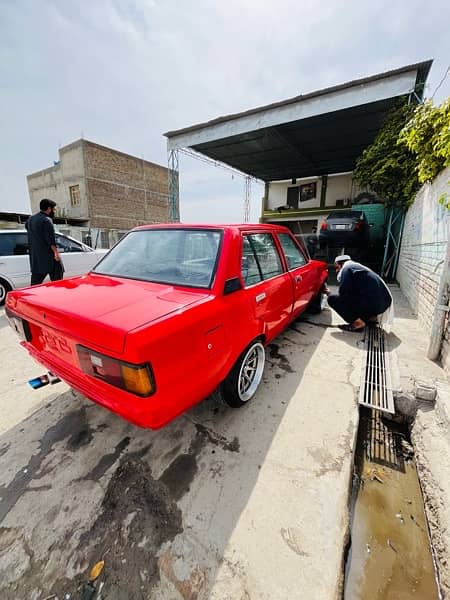 Toyota Corolla 1982 18